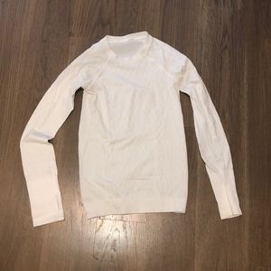 White long sleeve Lululemon workout shirt
